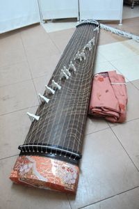 13弦の値段と価格推移は？｜143件の売買データから13弦の価値がわかる