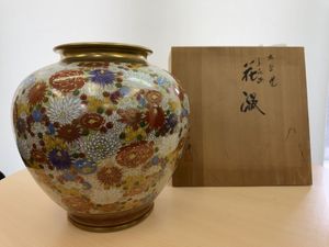 九谷 花瓶 秀山の値段と価格推移は？｜4件の売買データから九谷 花瓶