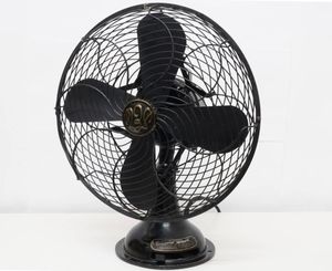 レトロ 扇風機 黒の値段と価格推移は？｜7件の売買データからレトロ
