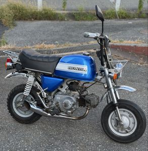 モンキー 4L Z50J 純正 エンジン 実動車外し 検 カスタム ノーマル モンキー 4L Z50J 純正 エンジン 実動車外し 検 カスタム ノーマル