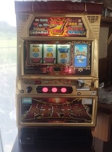 パチスロ実機 4号機の値段と価格推移は？｜108件の売買データから