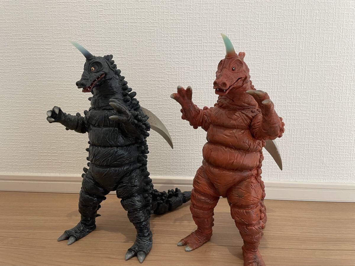 ブルマァク レッドギラス 肌色 昭和 レトロ 限定 復刻 双子 怪獣