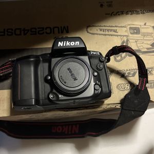 nikon f90xのYahoo!オークション(旧ヤフオク!)の相場・価格を見る