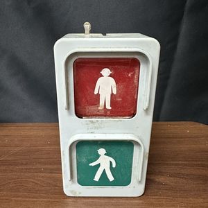 歩行者 信号機の値段と価格推移は？｜6件の売買データから歩行者