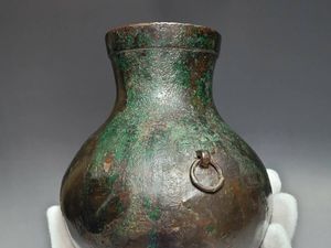 青銅 花瓶の値段と価格推移は？｜90件の売買データから青銅 花瓶の価値