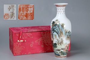 景徳鎮 花瓶の値段と価格推移は？｜157件の売買データから景徳鎮 花瓶
