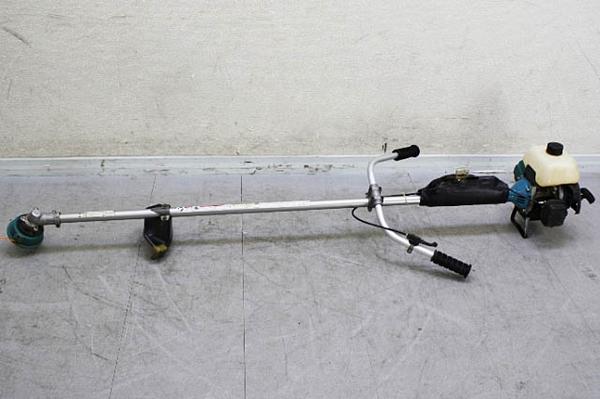 激安 マキタ makita 刈払機 EM-350 全長175cm 草刈機 農業機器(刈払機 