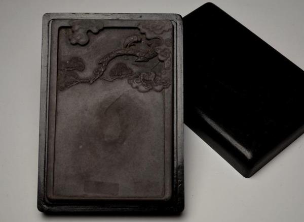 【蔵1332c】　古端渓硯　古硯　鳥紋　唐物文具