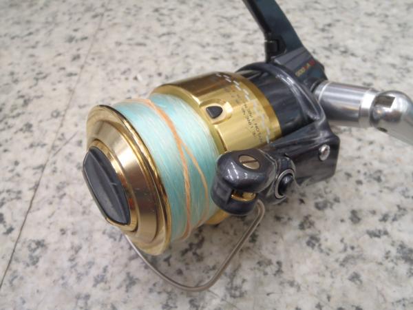 中古！ダイワのトーナメント4000S_3