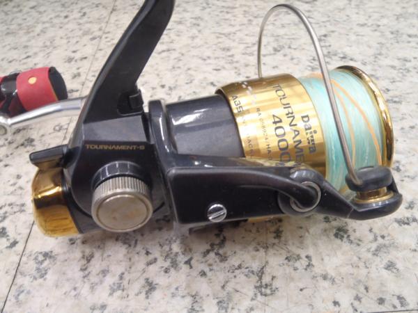 中古！ダイワのトーナメント4000S_5
