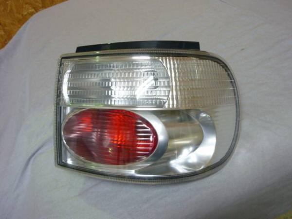 ★6743 タント L350S 右テールランプＲＨ 81550-B2110