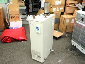 CHOFU石油ボイラー（中古） 長府石油瞬間給湯器 灯油ボイラー 中古 