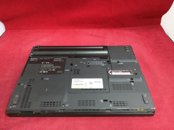 ジャンク【Lenovo】ThinkPad X201i Core i3 M 330/2G/HDD無; Lenovo