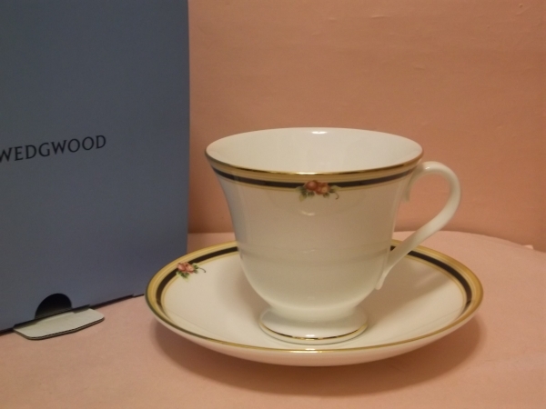 ウェッジウッド クリオ カップ 壺印 Wedgwood 英国製 WEDGWOOD カップ