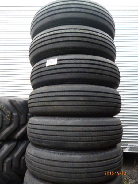 ☆205/70R16　新車外し2015年製　6本お買い得（D12APN）