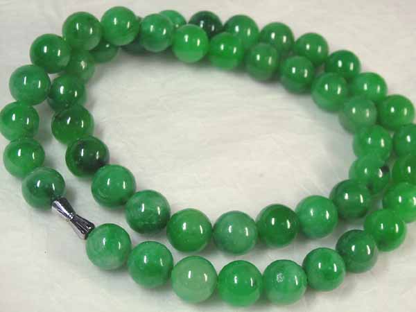 ■龍香堂■　ミャンマー翡翠１２ｍｍ玉ネックレス　即決○●