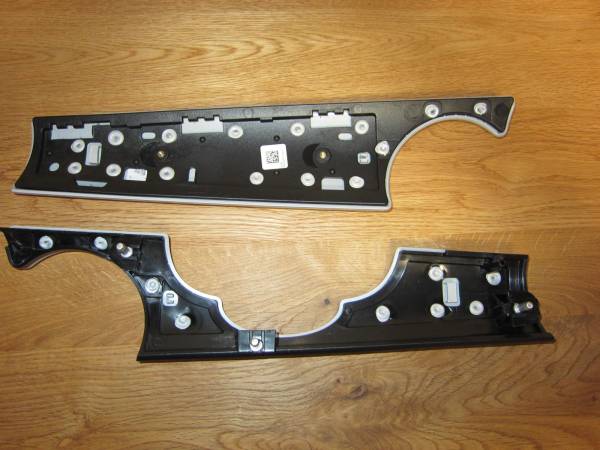 BMW ミニ R56　ダッシュボードトリム左右1セット【新車外し品】