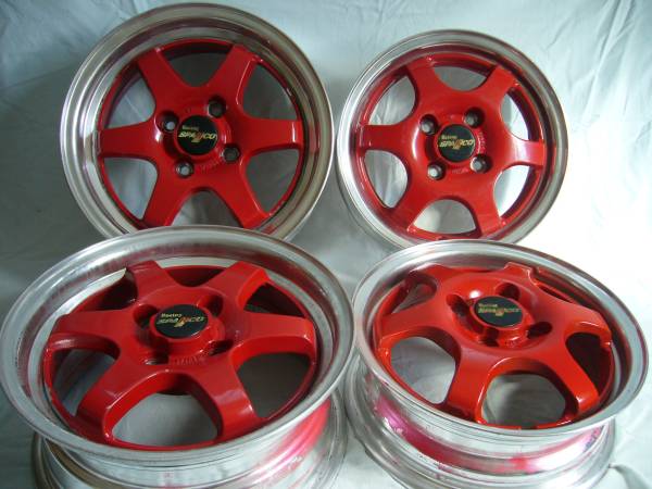 レーシングスパルコN-1、13，14in前後異径のビートに