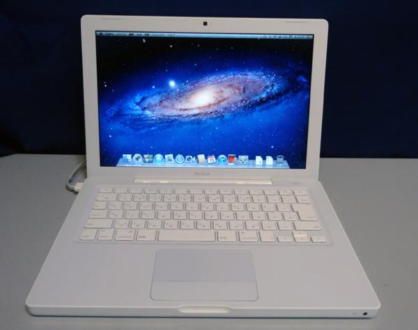 ★≪中古品≫MacBook13.3 C2D-2.4G/2G/160G SD，AM，BT