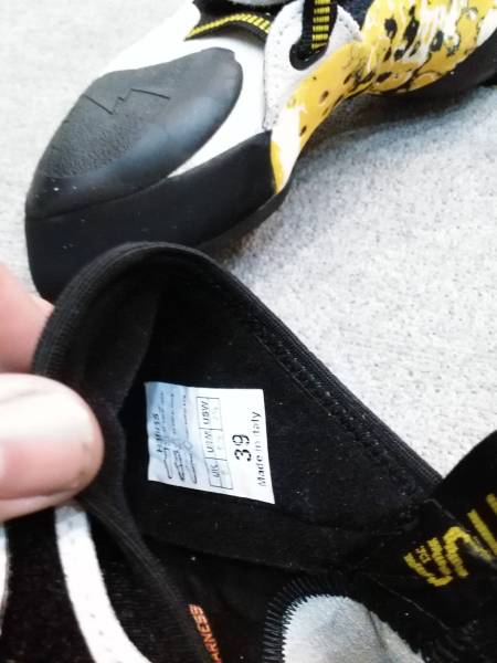 【新品・未使用】La Sportiva Solution White / Yellow EU39