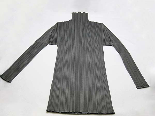 ☆プリーツプリーズ 定番！ 長袖カットソー チャコールグレー☆ PLEATS