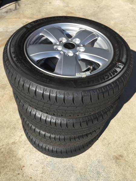 新車外し　MICHELIN ENERGY SAVER 175/65R15 タイヤのみ4本