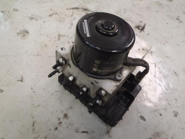 ★☆ゴルフⅣ・1JAGN・ABSアクチュエーター・即発送