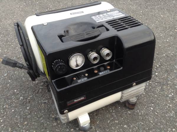 マキタ エアコンプレッサー AC6511(動作品)(コンプレッサー)｜売買され 