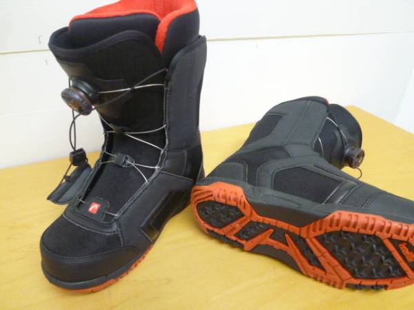 HEAD スノーボードブーツ 黒/赤 ボアシステム ウィンタースポーツ HEAD