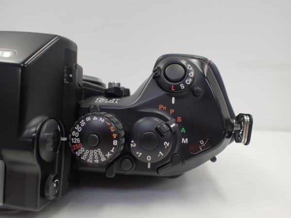 Nikonのフィルムカメラ9種撮り比べ – フォトグラファーが撮影し Nikon