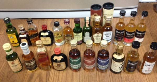 ミニチュアボトル２３本セット