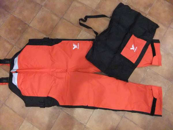 ワイズギヤ　小型船舶救命胴衣 Ｍ 試着のみ