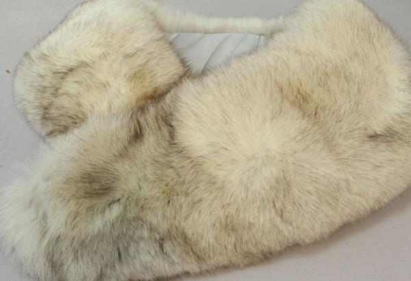 【一輝堂】14593=ＳＡＧＡ　ＦＯＸ　ショール