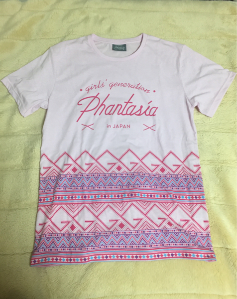 新品同様【少女時代 Phantasia in JAPAN 公式Tシャツ Lサイズ】