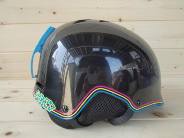 SHRED ヘルメット HALF BRAIN ハーフ ブレイン 新品未使用品 SHRED☆HALF BRAIN☆ヘルメット☆M/L☆② 【公式通販】