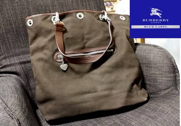 BURBERRYブルーレーベルの大きめバッグ☆