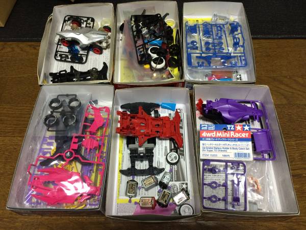 ★☆ミニ四駆　ジャンクセット　強化赤VS 限定品ボディなど☆★