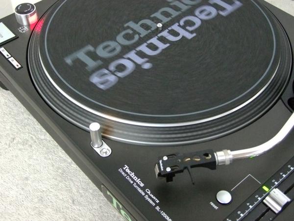 Technics☆ターンテーブル☆SL-1200MK5☆2台 カバー付Technics SL