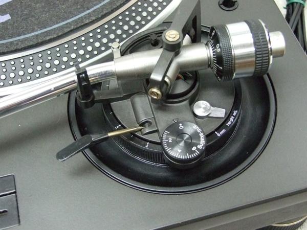 Technics☆ターンテーブル☆SL-1200MK5☆2台 カバー付Technics SL