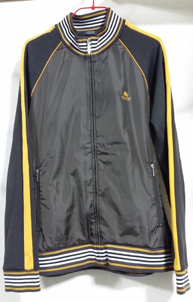 BURBERRY BLACK LABELの高級ジャージブルゾン(^^)