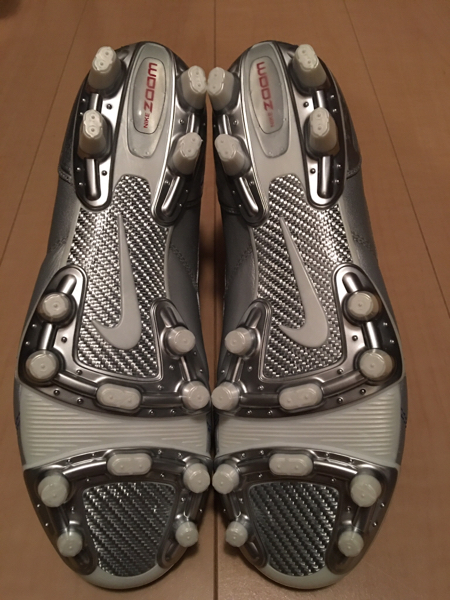 新品 nikeid ティエンポ レジェンド II FG 25.5㎝ シルバー サッカー