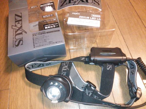 動作品　スイッチケース付き　箱無し 充電器付属 限定カラー!!ゼクサスZEXUS ZX-B340ステルス黒 230lmルーメンLED ZEXUS