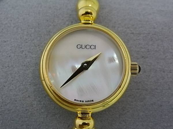 GUCCI 2700.2.L 腕時計 レディース グッチ バングルウォッチ Dial Gold 