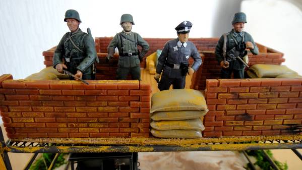 日本軍 基地ジオラマ 1 48スケール 旧日本軍航空基地ジオラマ 紫電 完成品