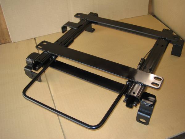 レカロ 底止め用 レール セリカ TA２７ 右用 RECARO 新品 トヨタ