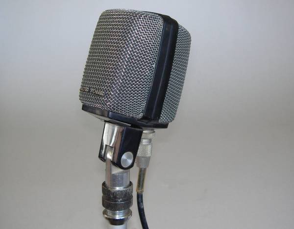 SHURE PGX2 PGX4 ワイヤレス レシーバー マイク セット 音響機材 中古