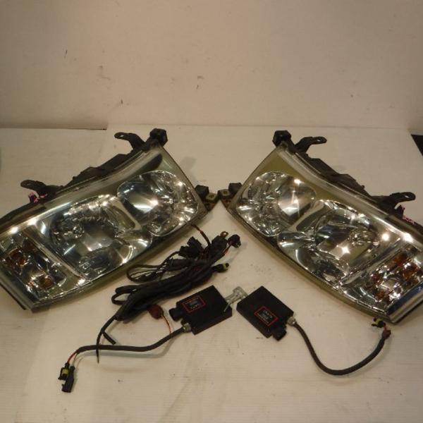 品 セドリック（Y34）ヘッドライト左右社外HID付 *K002639 NISSAN