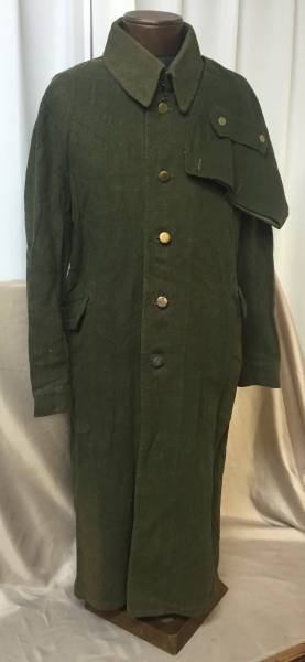 旧軍の軍用コート