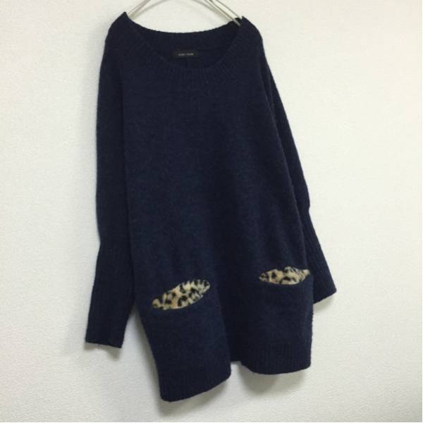SCOTスコットクラブ　豹柄ポケットドルマンニット　ネイビー