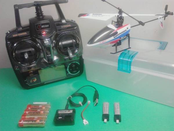 ☆新品同様！Ｖ９１１－ｐｒｏフルセット！超安定飛行！